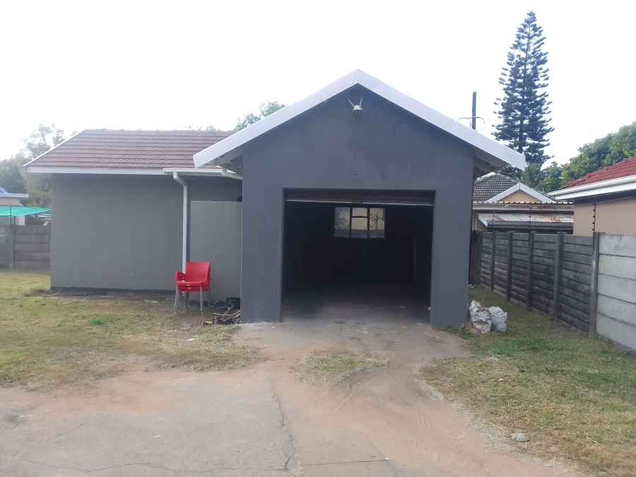 To Let 3 Bedroom Property for Rent in Protea Park North West
